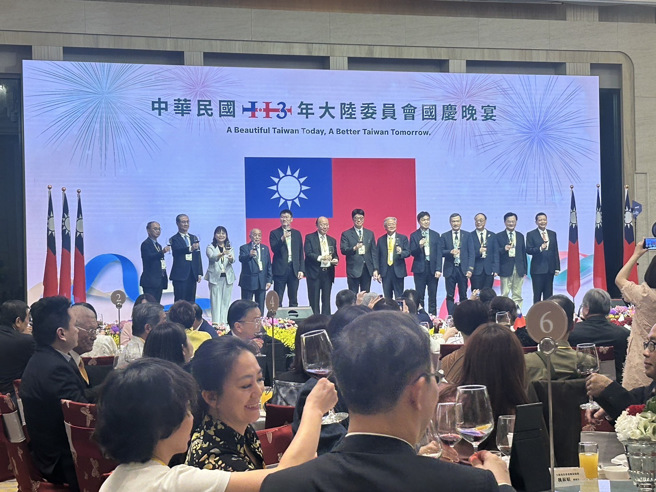 今年許多台商遠道返台慶祝十月光輝。(照片/世界簡姓宗親總會秘書處提供)