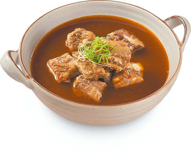 全聯美味堂Ｘ清真中國牛肉麵食館聯名紅燒牛肉湯，189元。（全聯提供）