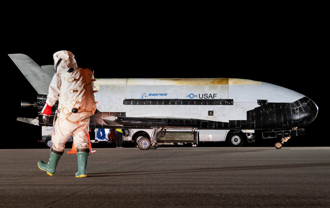 美罕曝神秘X-37B太空飞机新实验 要提升机动力可歼敌