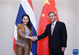 李強會見泰國總理貝東丹  承諾加快推進陸泰鐵路建設