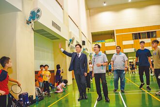 11校大型集會場所 有冷氣吹了