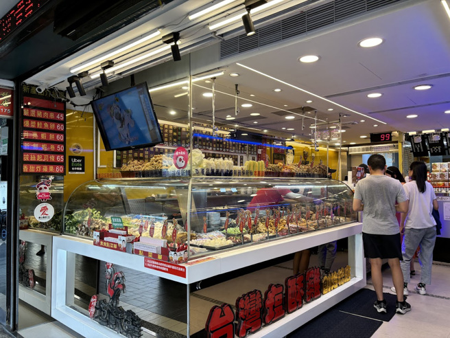 台灣鹽酥雞3間店年收1.5億，董事長洪誌謙去年還在北市大直買地蓋中央廚房及宿舍。（翻攝Google Maps）