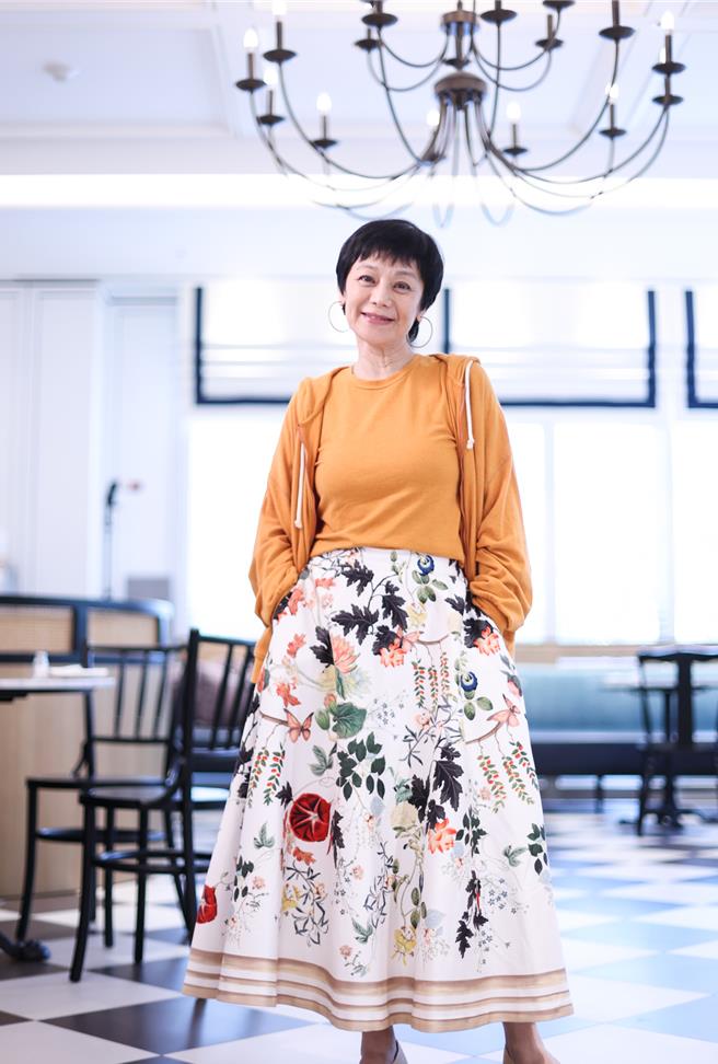 张艾嘉笑言，看不出年纪的秘诀。（陈俊吉摄）