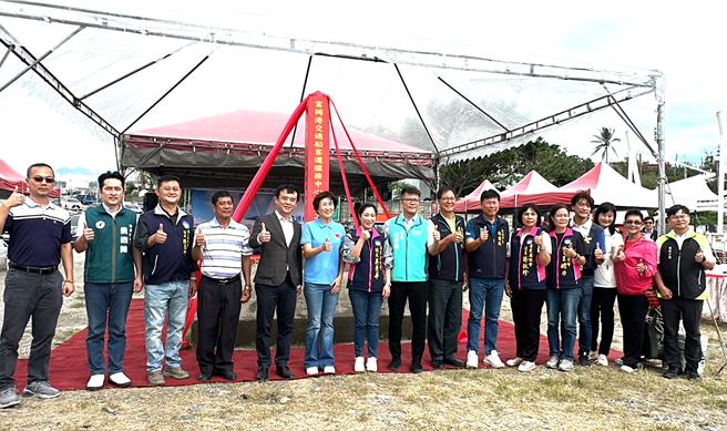 台東「富岡港交通船客運服務中心」今（11）日舉行開工典禮。（蔡旻妤攝）