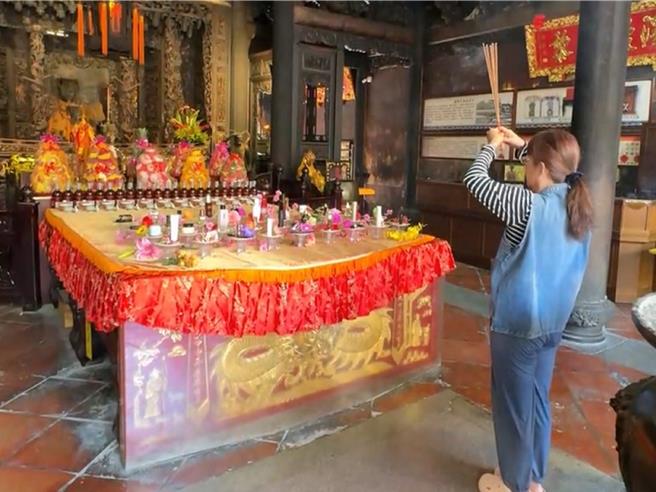 农历9月9日是妈祖飞升得道日，彰化县鹿港天后宫依古礼举办庆典，并准备36组供品的花粉桌来献给妈祖。（信眾提供／孙英哲彰化传真）