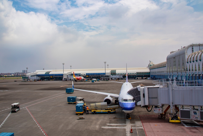 小港機場國際線集中亞洲城市，航程不超過5小時。（示意圖。圖：shutterstock/達志）