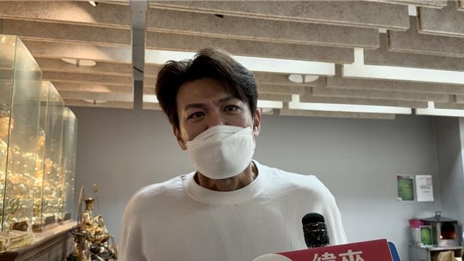 陈志强难过落泪。（池宗玲摄）