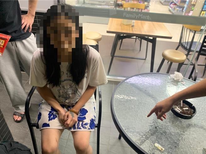 於網路販售喪屍菸彈的陳姓女子遭警方查緝到案。（警方提供）