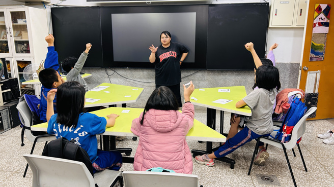 博幼種子教師實體上課，臺師大入班觀課提供建議。(照片/國立臺灣師範大學提供)