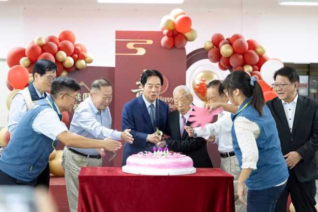 （取自赖清德脸书）