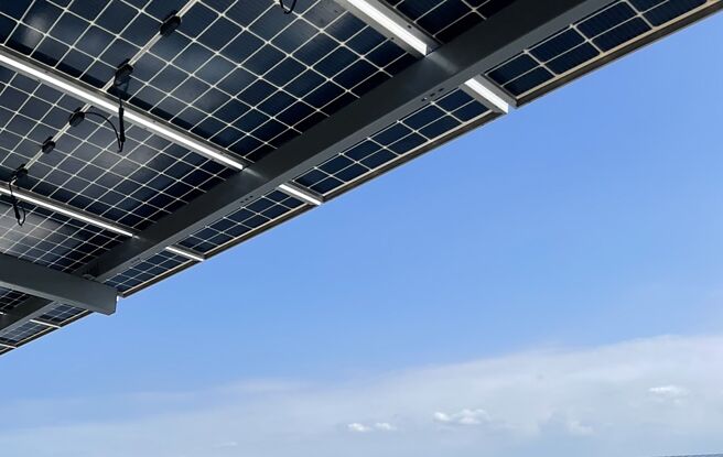 台灣本土太陽能市場低迷，第四季趕進度陸續動工，業者終於迎來久違的旺季。圖／本報資料照片