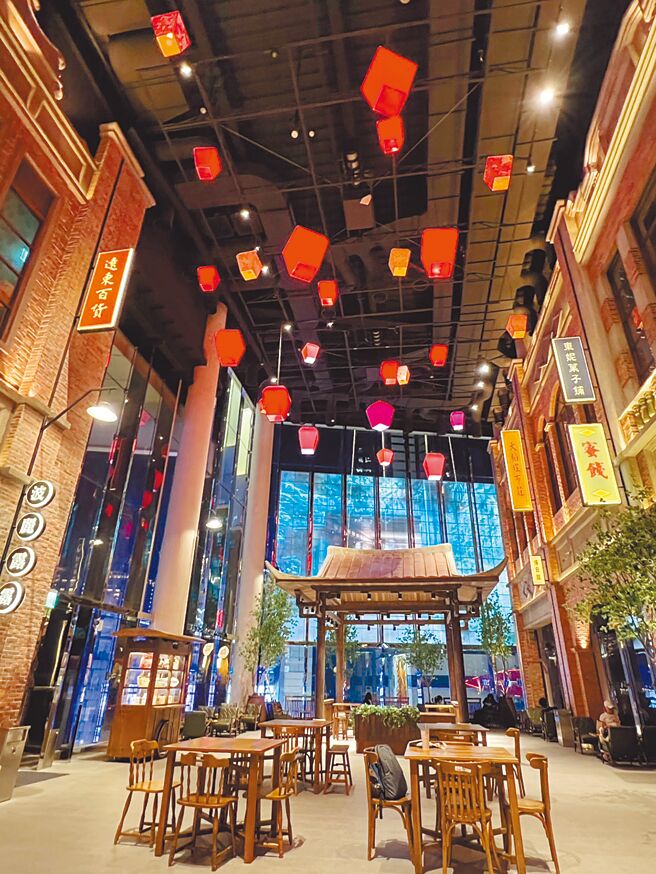 遠百長期推動節能專案成效豐碩。（資料照片，吳奕萱攝）