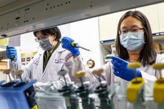 憲指部刑鑑中心化學鑑識組  揪毒高效能助維持社會安全 