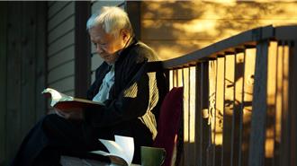 文壇巨擘瘂弦辭世 蔡詩萍發文哀悼：樹立許多標竿