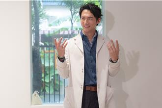 温昇豪秀金手指自豪舌功！再掏8位數拍《整形過後》有兄弟會罩