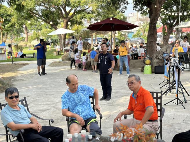 民雄乡平和公园亲子活动，老少同乐。（黄启豪提供／廖素慧嘉县传真）