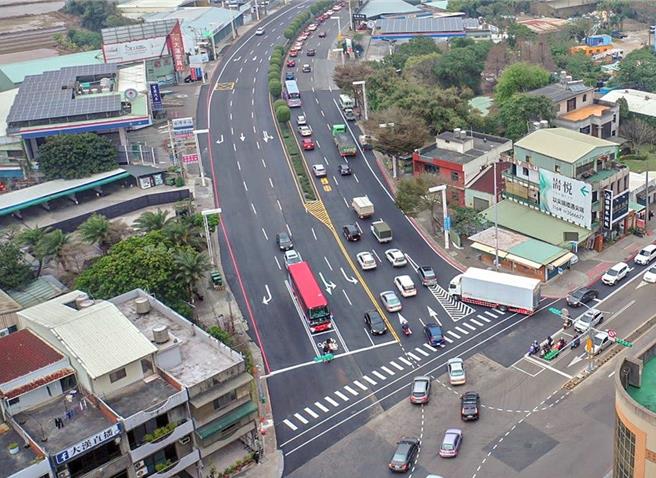 根據荷蘭自動導航系統生產商TomTom最新公布的2023年交通指數，桃園市在亞洲所列的33個城市中排名21名，全球排名位居210名，較去年的排名161名再後退49名，為全台六都唯一壅塞程度大幅改善的城市。（桃園市政府提供／廖姮玥桃園傳真）