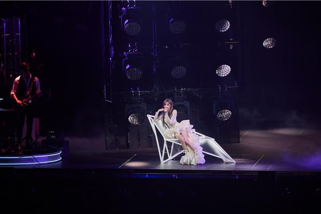 王心凌12日在台北小巨蛋嗨唱。（天晴娱乐／宽宏艺术提供）