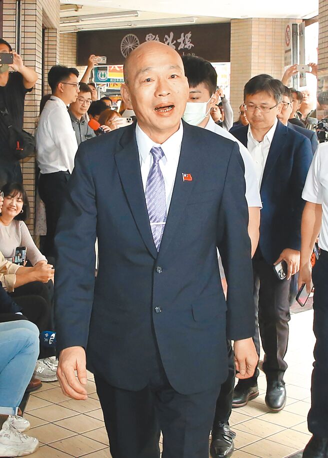 针对总预算卡关问题，立法院长韩国瑜（见图）与行政院长卓荣泰联手作东，11日邀请朝野立院党团干部吃「和解饭」，却仍无具体解决方案。（赵双杰摄）