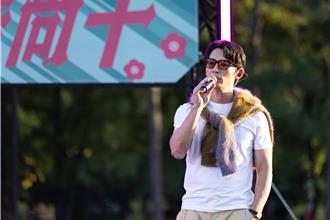 温昇豪跑桃園宣傳《整形過後》 「軍中情人」方季惟開金嗓同歡