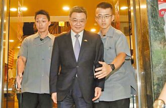 和解飯變鴻門宴 其劍傷誰？