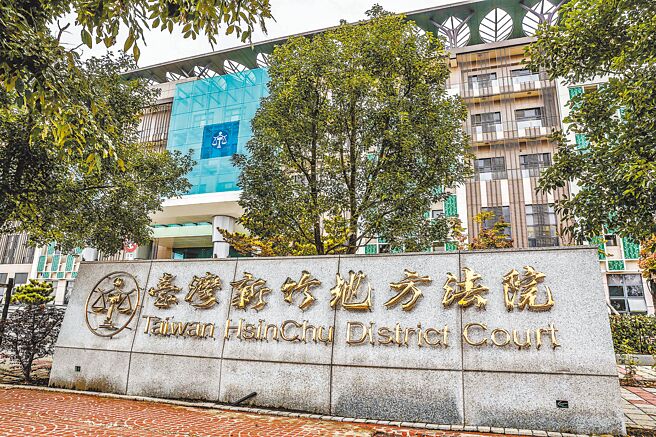 竹北2名葉姓健身教練涉凌虐小姊弟被羈押禁見，檢警查出另名鍾姓教練也涉案，新竹地院裁定羈押禁見。（羅浚濱攝）