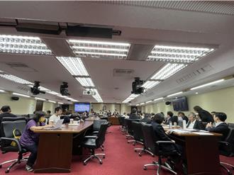 碳費實施後恐油電雙漲？彭啟明駁政治語言：看科學數字