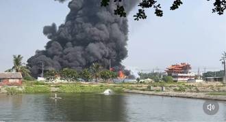 快關窗！高雄地下塑膠廠大火　濃煙竄天！空汙最高可重罰800萬