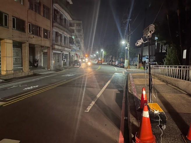 基隆市府在多個容易發生事故的路口設置智慧監測設備。（圖／基隆市政府提供）
