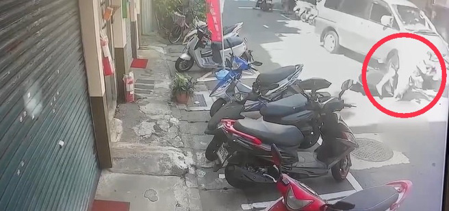 警方已調閱附近監視畫面釐清案發經過。（圖 / 劉詠韻翻攝）