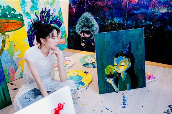 程予希二次办画展。（星星相艺提供）