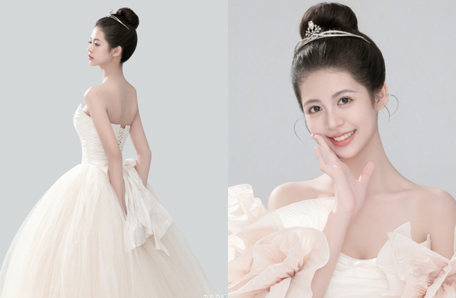 翁虹的晒出女儿17岁的成年礼写真照。（图／翁虹微博）