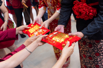 不辦婚宴卻收禮金 新人1操作全場喊：太精明