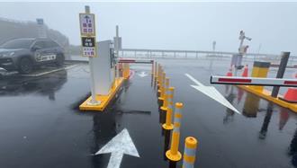 武嶺停車場繳費僅收10元硬幣 騎士叫苦：險困合歡山