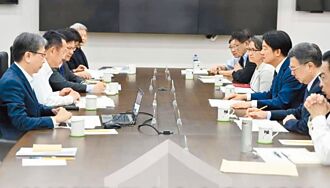 赖总统召开国安会议 安定民心