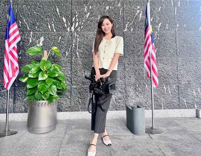 蔡婷育外型甜美，外语能力一流。（中视提供）