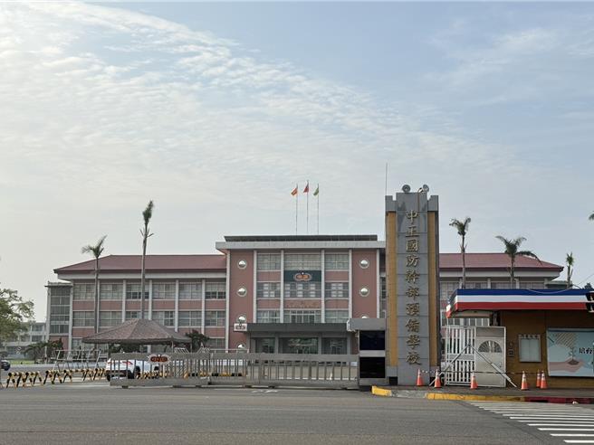 中正预校爆中毒案，传闻稽查当下厂商仍「偷煮早餐」 ，卫生局将依法开罚。（纪爰摄）