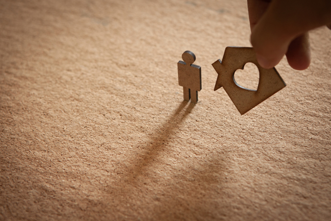 律師表示，留給子女的財產可透過信託方式，才不會被擅自轉移至他人名下。（示意圖/達志影像/shutterstock）
