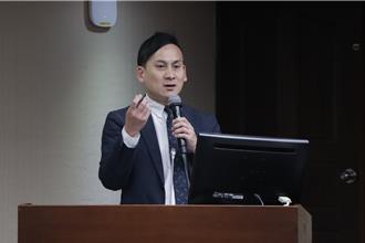 校園服勤同意書曝光引關注 葉元之質疑：不怕對岸看光光？