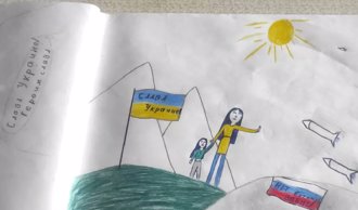 因女兒反戰圖畫被逮補的俄羅斯父親 徒刑服滿獲釋