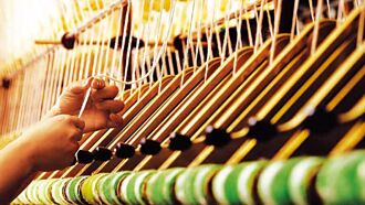 纺织厂大老：明年可望L型復甦 库存去化告一段落，景气应会慢慢回温