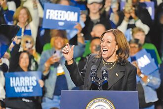 川普急起直追 賀民調優勢流失