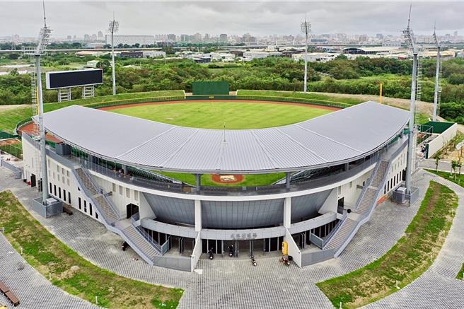 斥资34亿元、歷经7年兴建的亚太国际棒球训练中心，预定明年第一季完工。（市府提供／洪荣志台南传真）