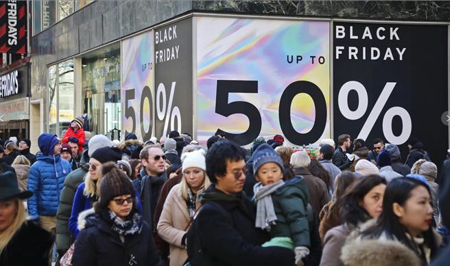 「黑色星期五」促銷活動。（美聯社）