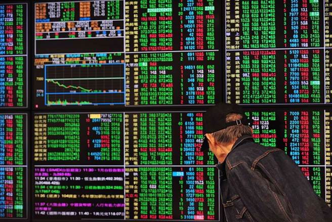 台股大跌。(示意图/本报系资料照片)