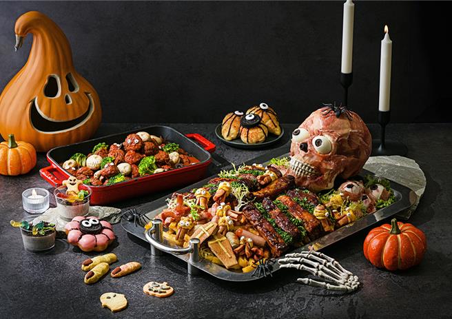和逸饭店·台南西门馆Cozzi KITCHÉN餐厅于26日推出「万圣惊魂晚宴」，30种以上的万圣节料理吃到饱。（和逸饭店·台南西门馆提供／吴娮翎台北传真）