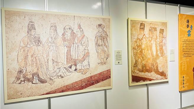 「盛世壁藏壁畫展三部曲」16日首度移師台東大學藝術中心展出，盡現唐代青春風采。（蕭嘉蕙攝）