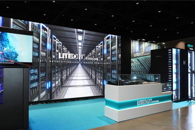 光寶科揮軍2024 OCP全球峰會，首推NVIDIA驅動之整合式AI雲端伺服器機櫃解決方案，串聯五大關鍵技術，開創綠色資料中心新格局。圖／光寶科提供