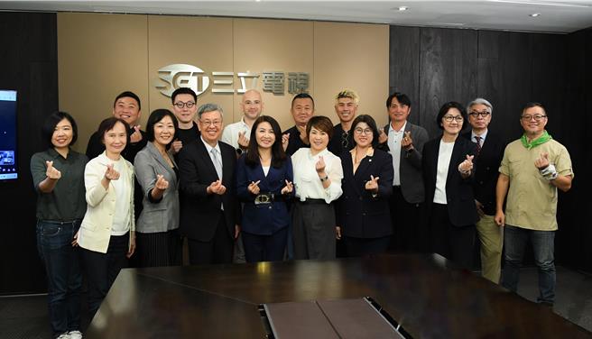 评审团。（三立提供）