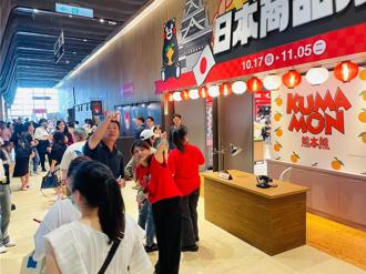 信義商圈周年慶開打 吳昕陽：精名品辛苦、持平或微幅成長都算不錯